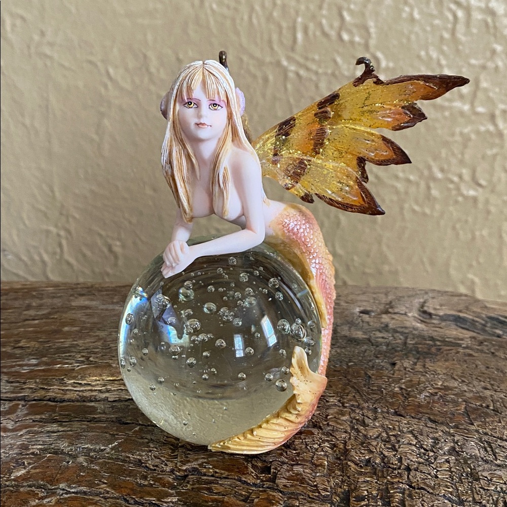 🧜‍♀️Rare Vintage🧜‍♀️Mermaid Fairy On Glass Ball - Picture 9 of 15
